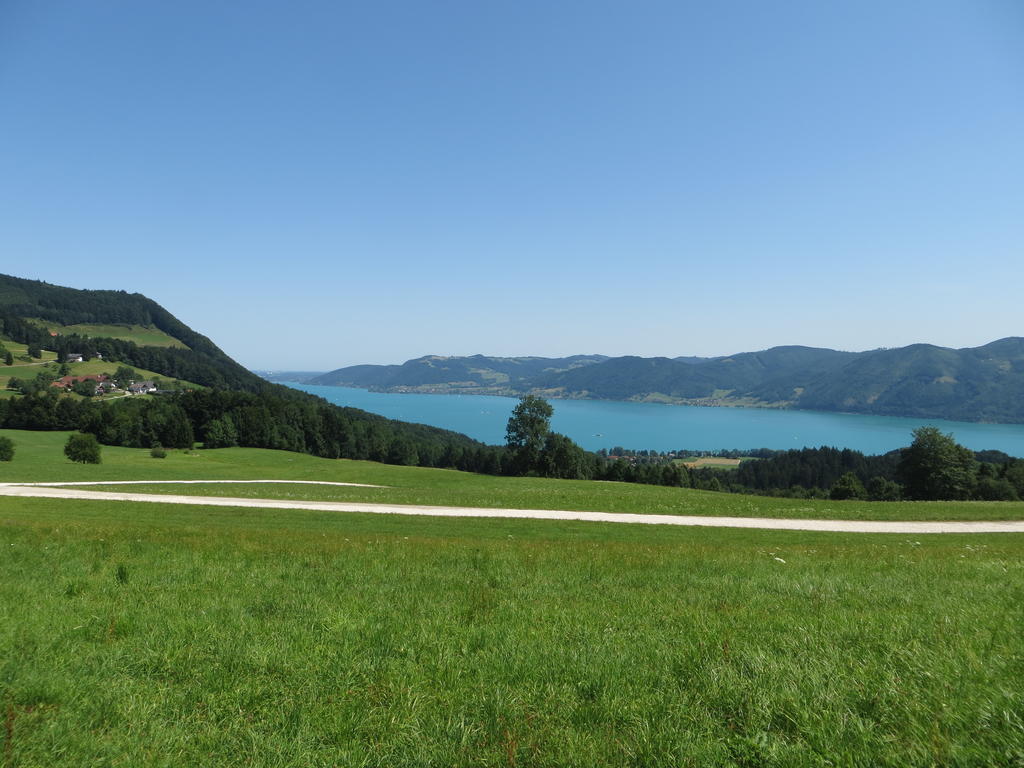 Ferienwohnung Brigitte Perner Nussdorf am Attersee Luaran gambar