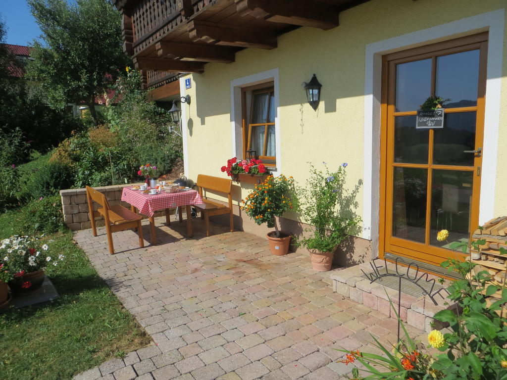 Ferienwohnung Brigitte Perner Nussdorf am Attersee Luaran gambar